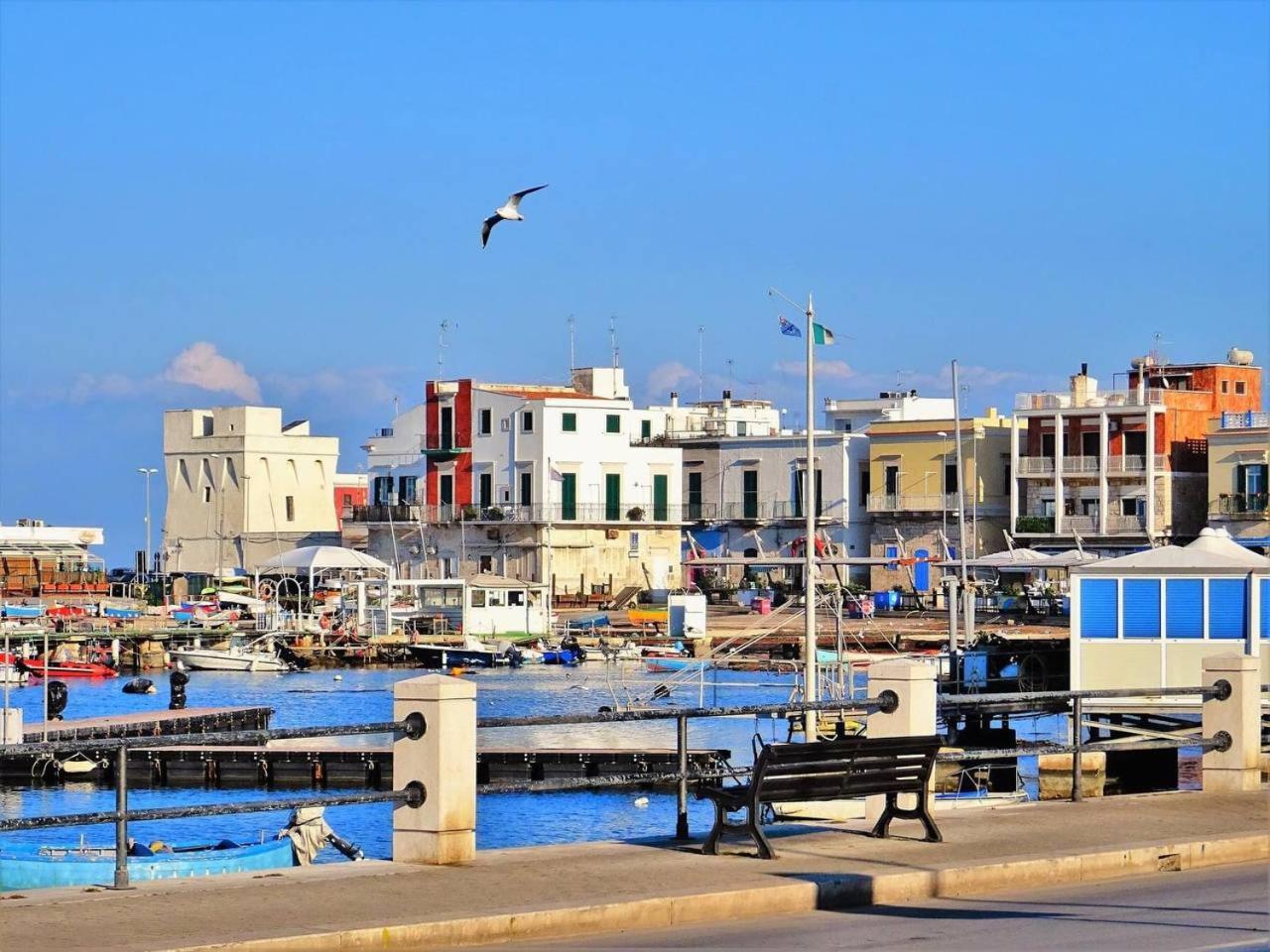 La Casa Del Pescatore N 33 - Porto Di St Spirito Bari Exterior foto